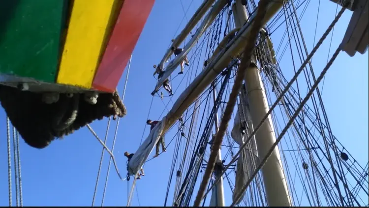 Climbing lines on ship